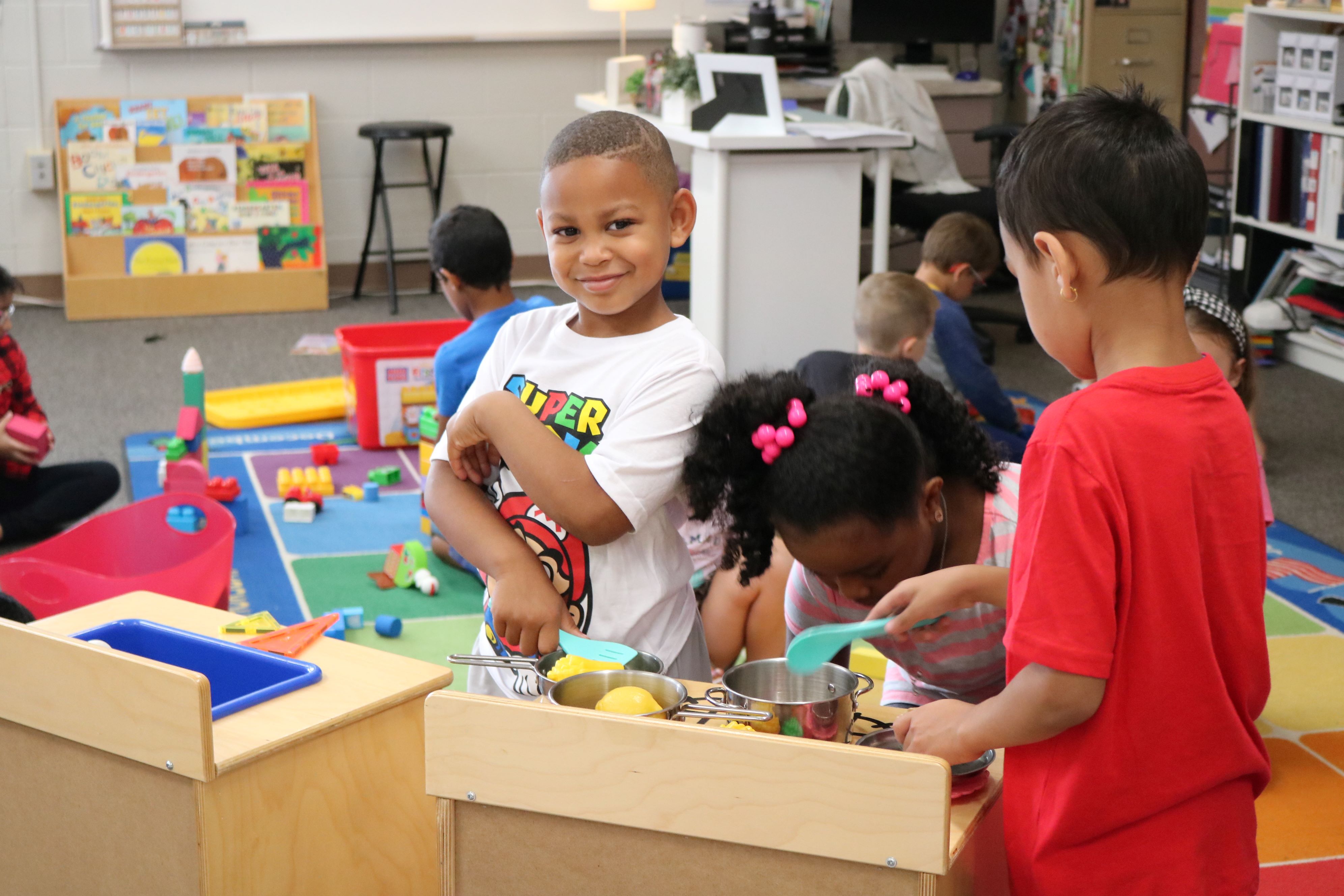 children playing in a Pickerington Schools preschool classroom